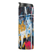 Farbenfrohe Tropffarbe: Graffiti-Wand. Thermosbecher (Nach rechts gedreht)