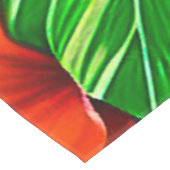 Farbenfrohe tropische Blätter und Hibiskus-Blume | Tischdecke (Schrägansicht)