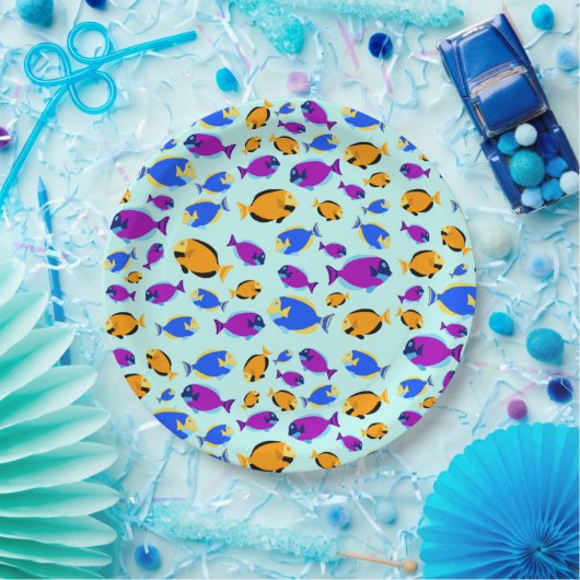 Farbenfrohe tropische Fischmuster im Blauen Meer Pappteller (Party)