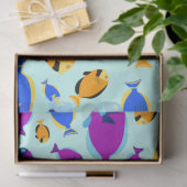 Farbenfrohe tropische Fischmuster im Blauen Meer Seidenpapier (Geschenk)