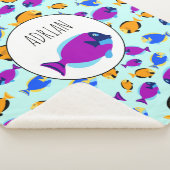 Farbenfrohe tropische Fischmuster im Blauen Meer Sherpadecke (3/4)