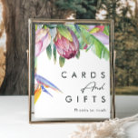 Farbenfrohe tropische Flora | Kartenzeichen Poster<br><div class="desc">Diese farbenfrohe tropische Blüte | Karten und Geschenke Schild ist perfekt für Ihre moderne boho Ziel grün, lila, peach Hochzeit. Das Design besticht durch ein elegantes Bouquet mit klassischen Aquarelltönen und Blume, darunter ein schlängelgrüner Eukalyptus, Lila und rote Protea, ein rot-rosa Hibiskus, ein orangefarbener und blauer Paradiesvogel und ein dunkelgrünes...</div>