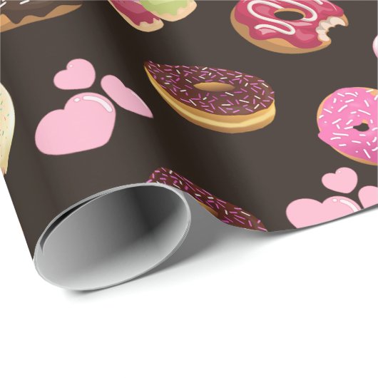 Farbenfrohe und geschmackvolle Donuts und Herz Geschenkpapier (Rolleneckpunkt)