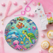 Farbenfrohe Unterwasserszene mit spielerischem Mee Pappteller (Party)