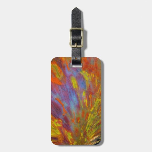 Farbenfrohe versteinerte Wälder nah Gepäckanhänger (Vorderseite vertikal)