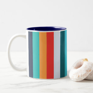 Farbenfrohe vertikale Retro-Streifen Zweifarbige Tasse
