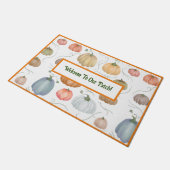 Farbenfrohe Wasserfarbenrebe Kürbispflaster Fußmatte (Schrägansicht)