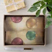 Farbenfrohe Weihnachtsbaumchen auf dem Gelben Boke Seidenpapier (Geschenk)