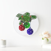 Farbenfrohe Weihnachtsbaumdekorationen Große Wanduhr (Zuhause)