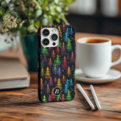 Farbenfrohe Weihnachtsbaumglühen im Dunkelwald Case-Mate iPhone Hülle