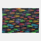 Farbenfrohe Weihnachtsbaumglühen im Dunkelwald Geschirrtuch (Horizontal)