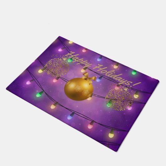 Farbenfrohe Weihnachtsbeleuchtung & Goldene Orname Fußmatte (Schrägansicht)
