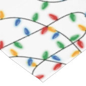 Farbenfrohe Weihnachtslichtmuster Tischdecke (Schrägansicht)