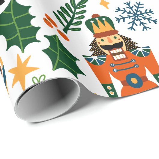 Farbenfrohe Weihnachtsmuster mit Nutcrackern Geschenkpapier (Rolleneckpunkt)