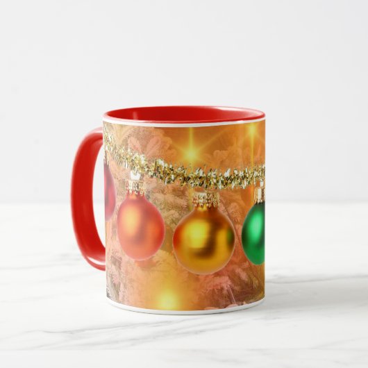 Farbenfrohe Weihnachtsschmuck Tasse (Vorderseite Links)