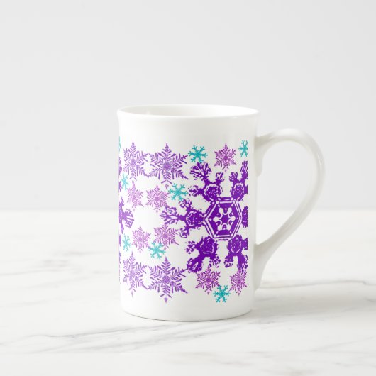 Farbenfrohe Weihnachtsschneeflocke China Porzellantasse (Rechts)