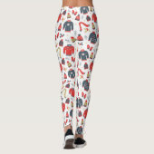 Farbenfrohe Weihnachtssymbole & Sweaters Muster Leggings (Rückseite)