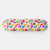 Farbenfrohe weiße Hintergrundpolka Punkte Skateboard (Horizontal)