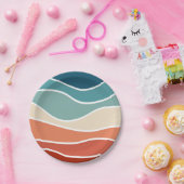 Farbenfrohe Wellen im Retrostil Pappteller (Party)