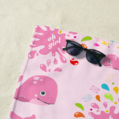 Farbenfrohe Whale-Monogramm-Muster Strandtuch (Beispiel)