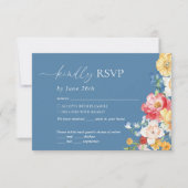 Farbenfrohe Widlflower Dusty Blue Wedding RSVP Karte (Vorderseite)