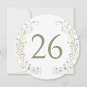 Farbenfrohe Wiesen-Wildblume-Kranz-Tischnummer Einladung (Vorderseite)