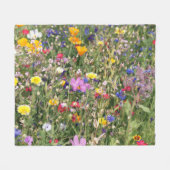 Farbenfrohe Wildblume Wiese, lebendiges Muster. Fleecedecke (Vorderseite (Horizontal))