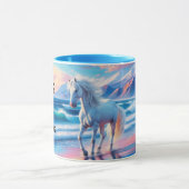 Farbenfrohe Wildpferde müssen Küstenlandschaft Tasse (Zentrum)