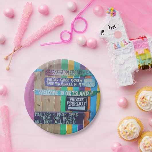 Farbenfrohe Willkommensinsel Zeichen Karibik Pappteller (Party)