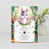 Farbenfrohe Woodland Bunny Birthday Einladung (Stehend Vorderseite)