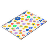 Farbenfrohe Y2K-Blume-Indie-Muster Notizblock (Linke Seite)