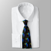 Farbenfrohe Yin and Yang Puzzle Krawatte (Gebunden)