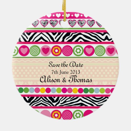 Farbenfrohe Zebraherzen "Save the Date" Ornament (Hinten)