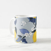 Farbenfrohe Zitronen: Zitrusblumenmuster Kaffeetasse (Vorderseite Links)