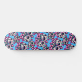 Farbenfrohe Zuckerkatze Muster Skateboard (Horizontal)