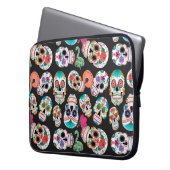 Farbenfrohe Zuckerkulturen auf schwarz Laptopschutzhülle (Vorderseite Links)