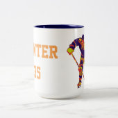 Farbenfroher Eishockeyspieler, personalisierte Uma Zweifarbige Tasse (Mittel)