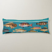 Farbenfroher Fisch unter blauem Meer Seitenschläferkissen (Rückseite)