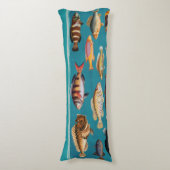 Farbenfroher Fisch unter blauem Meer Seitenschläferkissen (Vorderseite Vertikal)