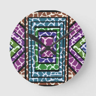 Farbenfroher geometrischer Regenbogen-Giraffen-Tie Runde Wanduhr
