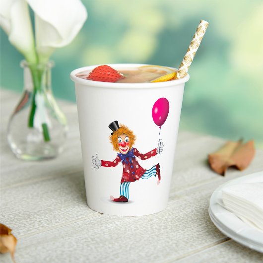 Farbenfroher glücklicher Clown mit Balloon Fun Cir Pappbecher
