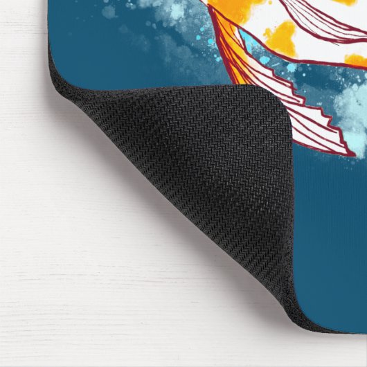 Farbenfroher Koi-Fisch in blauer Illustrationsmous Mousepad (Ecke)