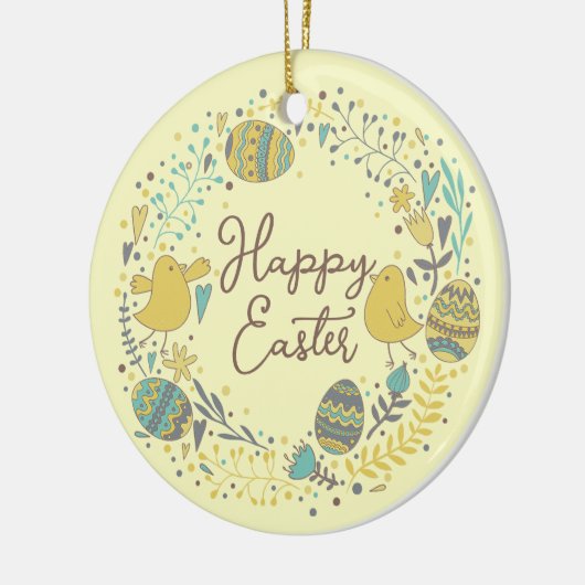 Farbenfroher Kraut von fröhlichen Hühnereiern und Keramik Ornament (Links)