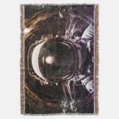 Farbenfroher moderner Astronaut im All Decke (Vorderseite Vertikal)