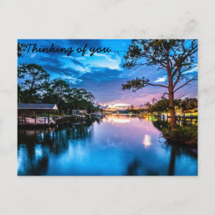 Farbenfroher Mythischer Sonnenuntergang Postkarte