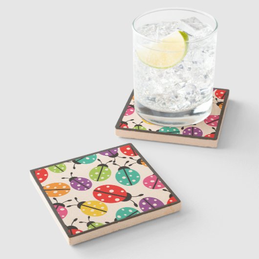 Farbenfroher Niedlicher Lady Bug Nahtloses Muster Steinuntersetzer (Seitenansicht)