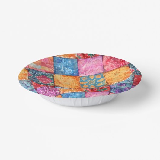Farbenfroher Patchwork-Druck Monogramm Pappteller (Gewinkelt)