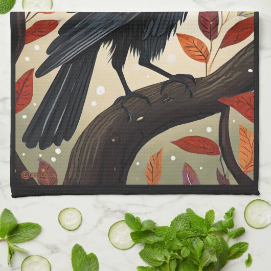 Farbenfroher Raven in einem Baum Geschirrtuch (Gefaltet)