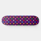 Farbenfroher Regenbogen Tupfen Lila Skateboard (Horizontal)