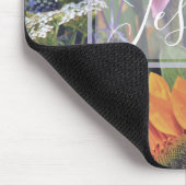 Farbenfroher Sommerblumengarten personalisiert Mousepad (Ecke)
